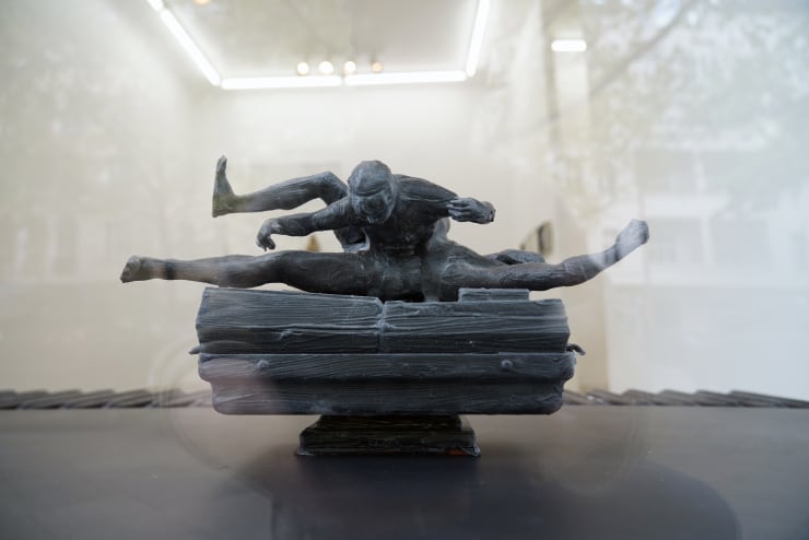 Double Ny Men From Outside