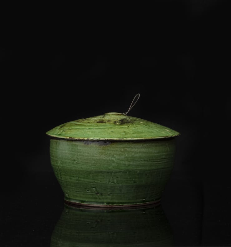 Sandy Simon, Lidded pot, 2010