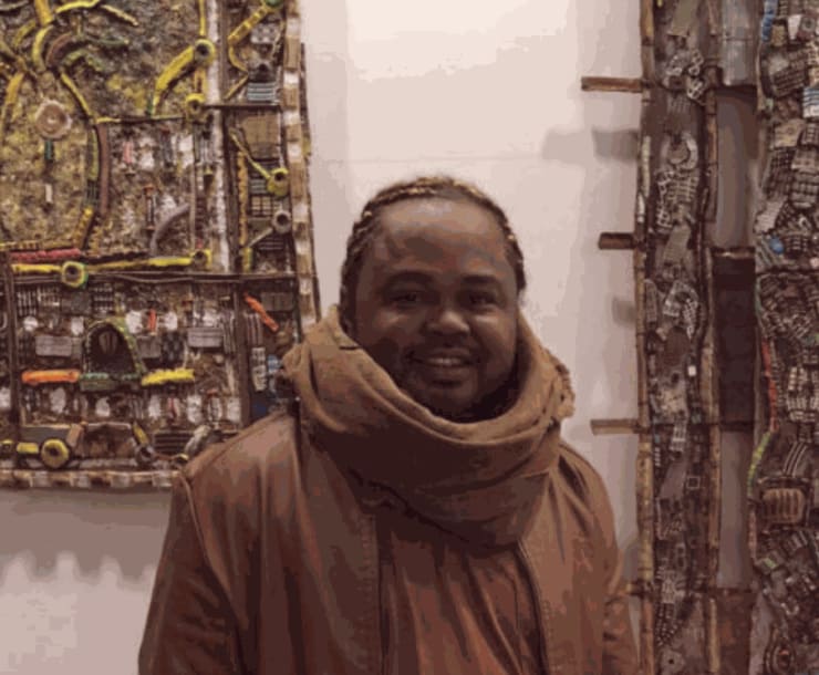 Madagascar: the Visual Artist Temandrota Links Great Texts and Recycling in a New Exhibition