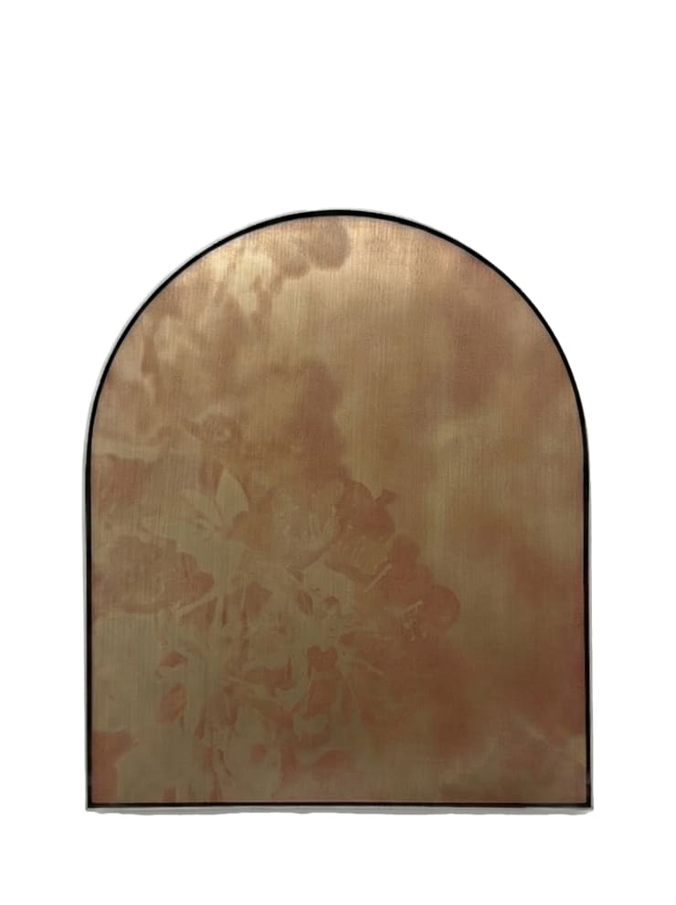 陈萧伊，To Blossom Blue-22，蚀刻锌版和油墨，36 × 30 cm，2025，独版 Chen Xiaoyi, To Blossom Blue-22, Etched zinc plate with oil ink, 36 × 30 cm, 2025, Unique