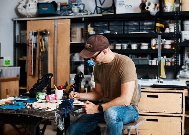 When It’s Time to Work, Sculptor Will Ryman Skips Tools and Turns Up ‘Midnight Cowboy.’ Step Inside His Sprawling Downtown Studio