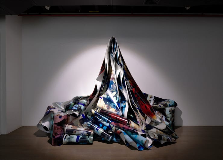 Exhibition Review: I don’t know her
