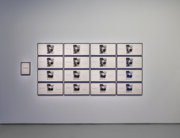 Ia Salle 4 Victor Burgin Jeudepaume Photographeantoinequittet