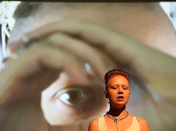 IA Anne de Janet Biggs