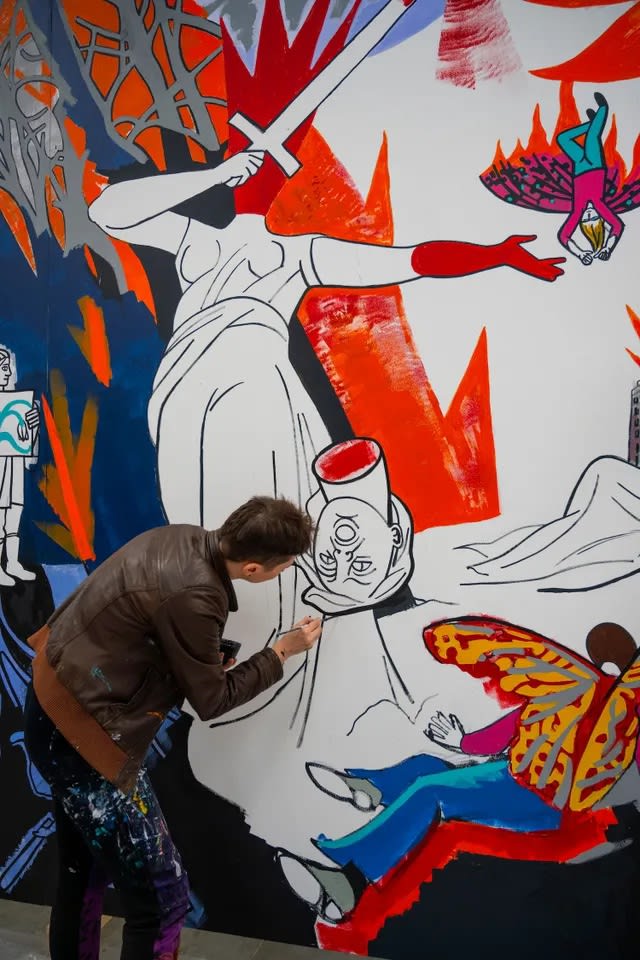 Victoria Lomasko at work on her monumental painting 'The Changing of Seasons' in GC Nekkersdal. © Ivan Put