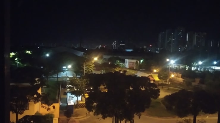 Contactless Deliveries 06: Ripon Chowdhury presented with Ho Tzu Nyen