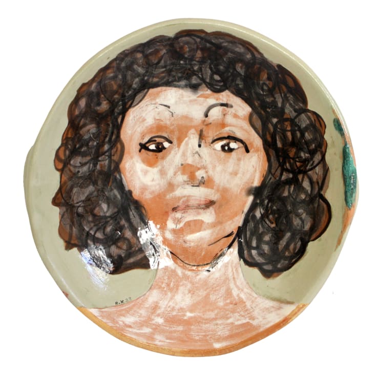 Rabee Kiwan Untitled, 2023 Ceramic plate, oxide color glaze on kaolin and local Syrian clay 36 cm diameter 14 1/4 in diameter