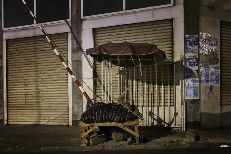 HÉCTOR MEDIAVILLA, SORRY WE'RE CLOSED #13 - Marché Sandaga of Dakar, 2017