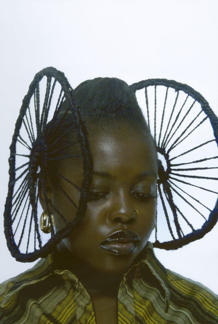 MARIANNE COSTADE, Seuil d’Efiko : devenir femme (self-portrait), 2024