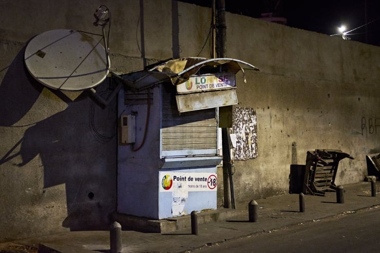 HÉCTOR MEDIAVILLA, SORRY WE'RE CLOSED #5 - Marché Sandaga of Dakar, 2017