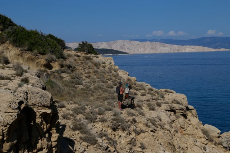 Gerard Byrne plein air painting 'Croatian Sandstone Rocks I' Lopar peninsula Rab island Croatia photo credit Agata Byrne