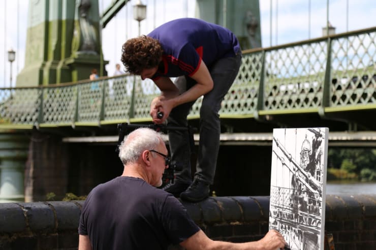 Behind the Scenes of Henjo.tv video featuring Gerard Byrne painting plein air Hammersmith Bridge, Pintar Rapido London 2016