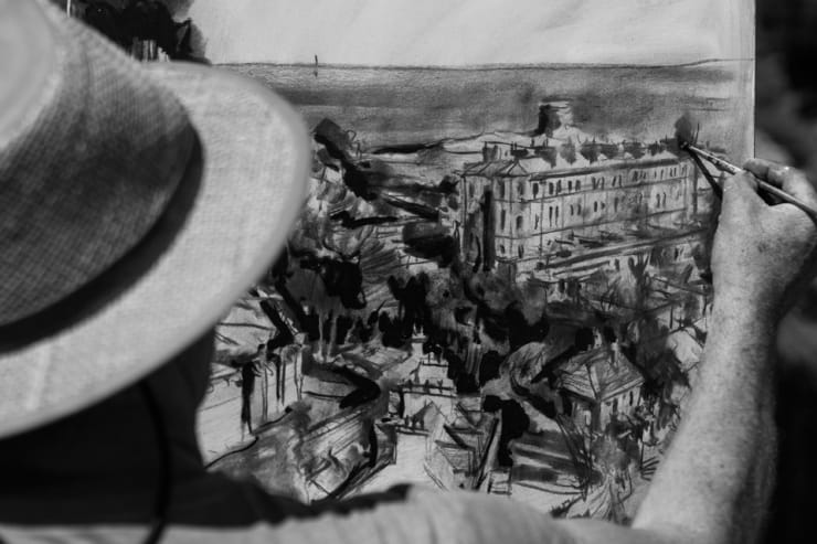 Gerard Byrne painting plein air Sorrento Terrace, Dalkey, photo Colm Murphy