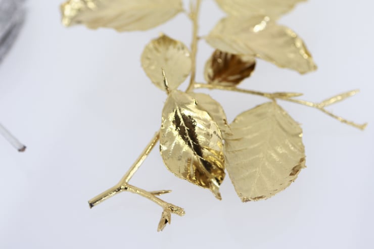 Three Twigs of Truth Fairy Tale: Die zertanzten Schuhe (Brothers Grimm) preserved natural branches with leaves covered with nickel, gold and rock crystal case - L45 x W30 x H145 cm