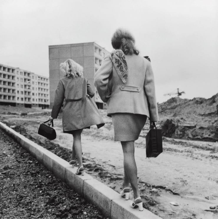 Antanas Sutkus "Deburban inhabitants", 1973, 38 x 37,5 cm, silver gelatin print