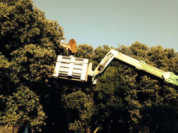 Previous Work Unknown 2013 Using Tele Handler To Instal 100 Mirror Eyes