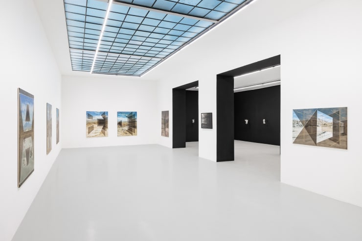 Rodrigo Valenzuela Installation View: MUECAS, Galerie Kandlhofer, Vienna, 2025