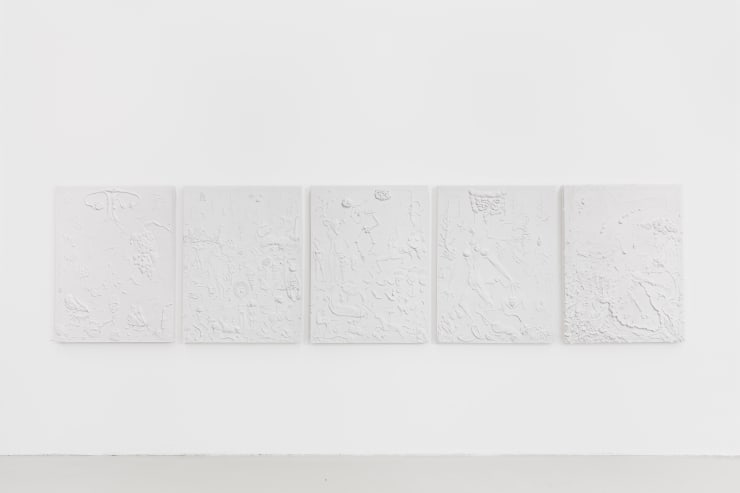Tim Noble, Imaginary Beings, 2020, Cast in jesmonite, each panel: 94.44 x 121.92 x 7.62 cm, 37 1/8 x 48 x 3 in, Edition 1/2 plus 1 AP. Photo: kunst-dokumentationen.com