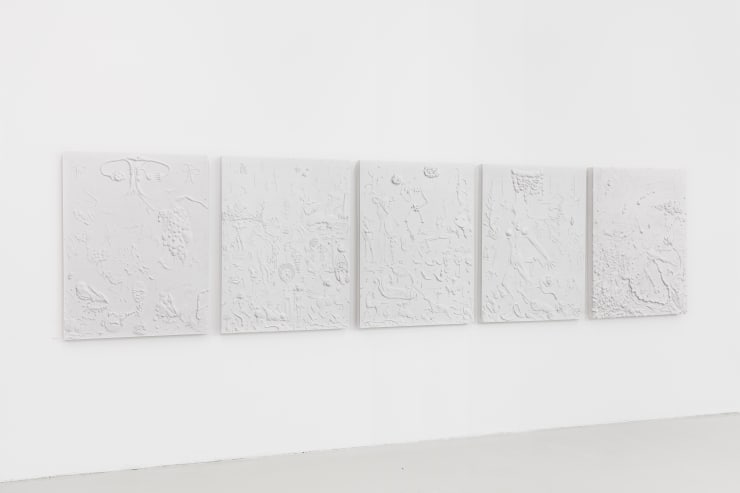 Tim Noble, Imaginary Beings, 2020, Cast in jesmonite, each panel: 94.44 x 121.92 x 7.62 cm, 37 1/8 x 48 x 3 in, Edition 1/2 plus 1 AP. Photo: kunst-dokumentationen.com