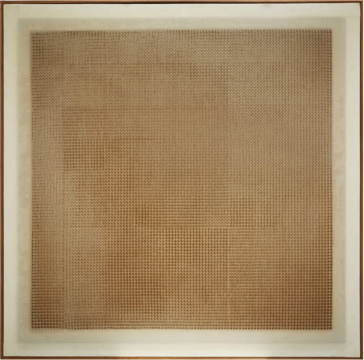 Dadamaino, Volume a moduli sfasati, 1961 , plastica fustellata, cm 120x120