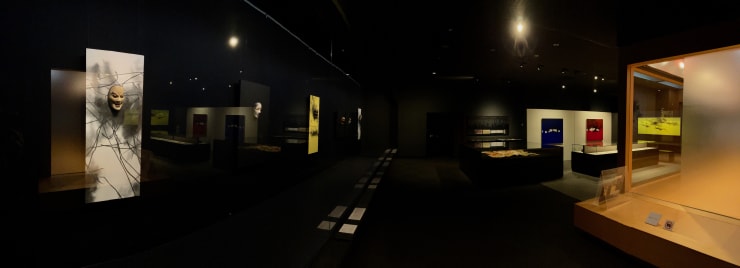 Veduta della mostra presso Kanazawa Noh Museum.