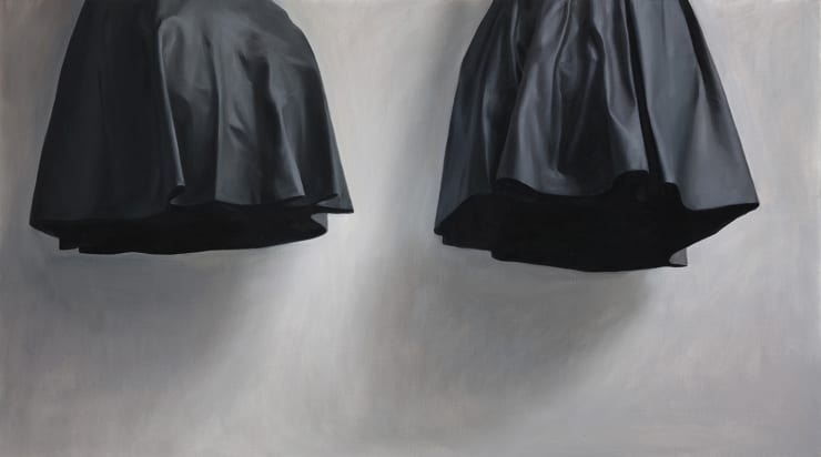 Ruozhe Xue, Hovering form od two pieces of leather, 2019