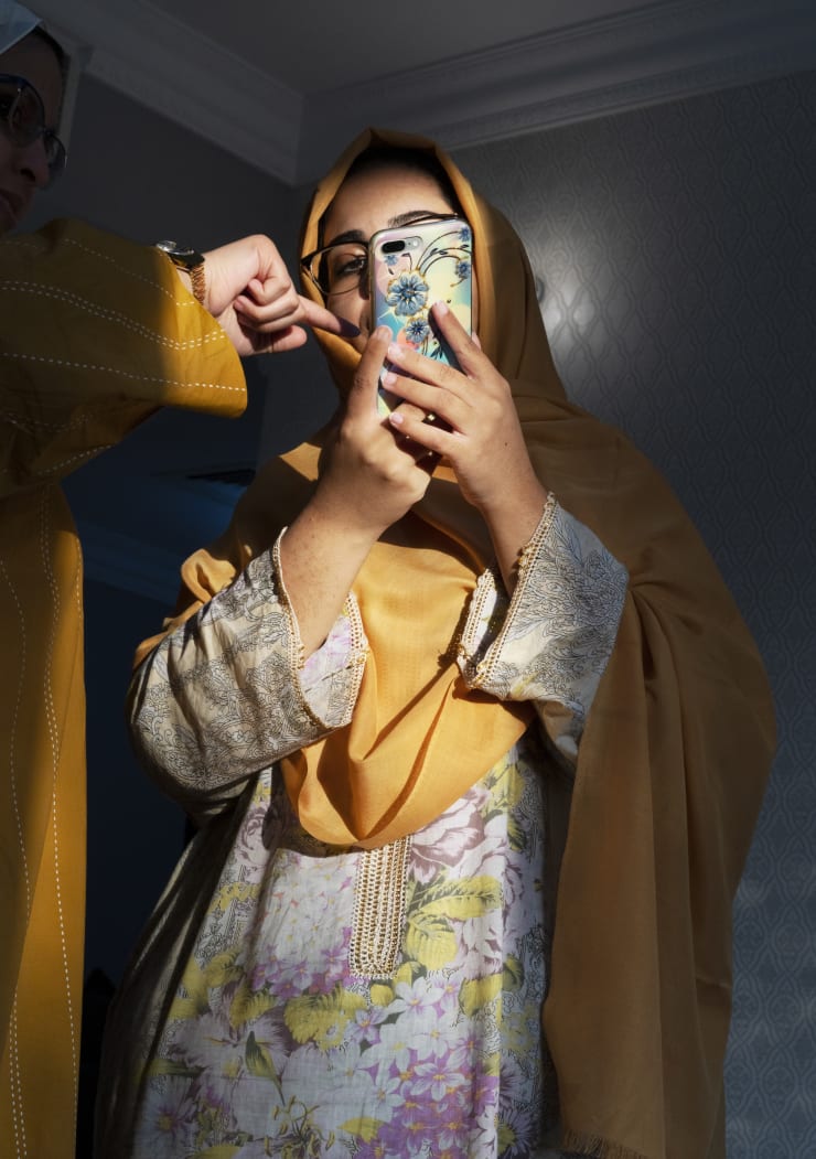 Farah Al Qasimi, S and A on the Phone, 2020