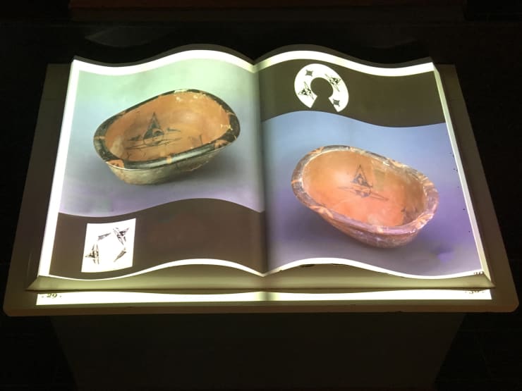 Ban Po archaeological site museum exhibit, interactive book projection, 2018