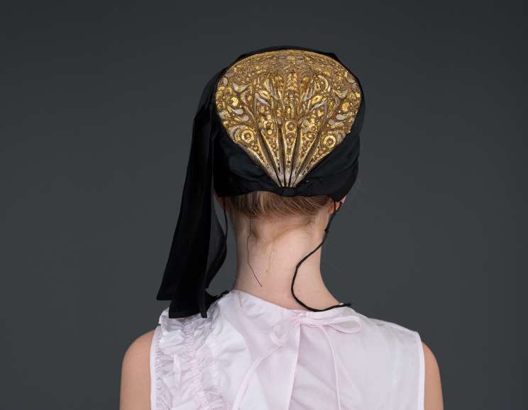 Trine Søndergaard - <em>Guldnakke #3</em>, 2012
