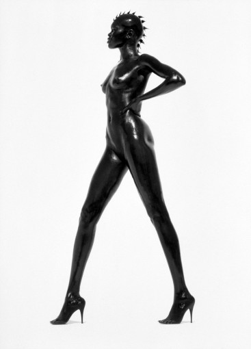 <span class="title">Alek Wek, Los Angeles<span class="title_comma">, </span></span><span class="year">1998</span>