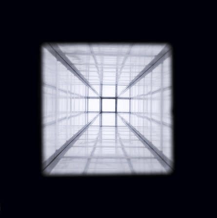 <p>Paul Pfeiffer<br />Vertical Corridor, 2004<br />metal, plexiglas and neon armature, mirror</p>