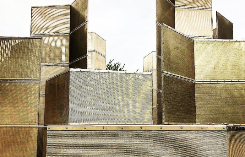 Optic Labyrinth Arrangment by Conrad Shawcross, Victoria Miro, Frieze Sculpture Park 2018