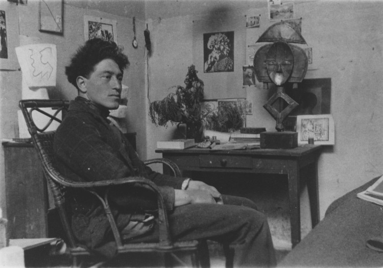 Alberto Giacometti in his studio at 46 rue Hippolyte-Maindron, Paris, 1927.