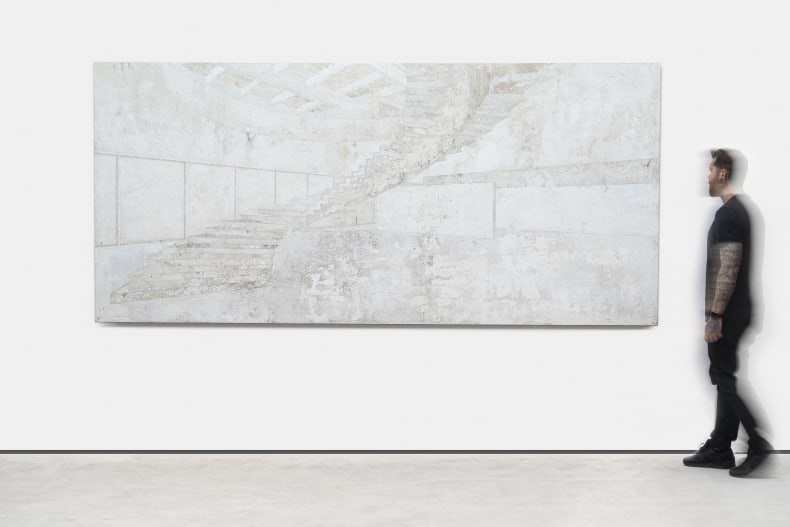 Daniel Senise Sem título (MAM Rio), 2022 monotipia de parede em tecido e medium acrílico sobre placa de alumínio 150.5 x 325 x 5.5 cm