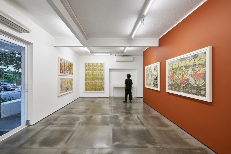 Vista da exposição Outros Carnavais, Nara Roesler Rio de Janeiro, 2024. Foto: Rafael Salim. Cortesia do artista e Nara Roesler.