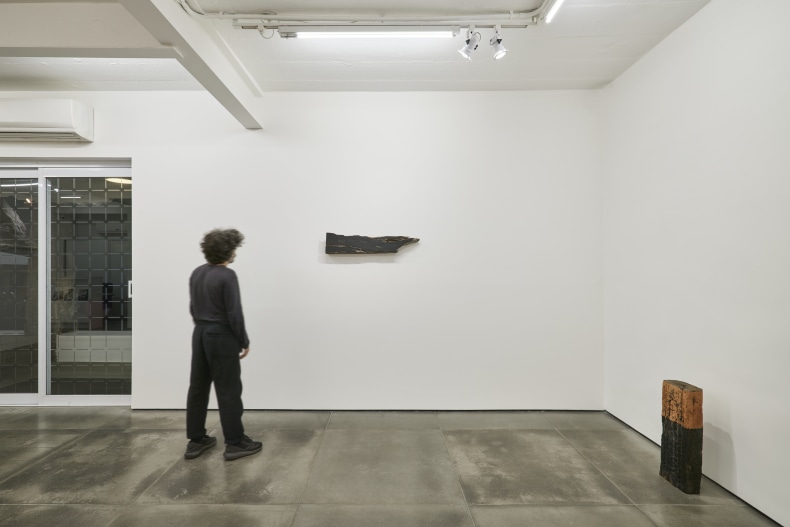 Vista da exposição Mães, Nara Roesler Rio de Janeiro, 2024. Foto: Rafael Salim. Cortesia dos artistas e Nara Roesler.