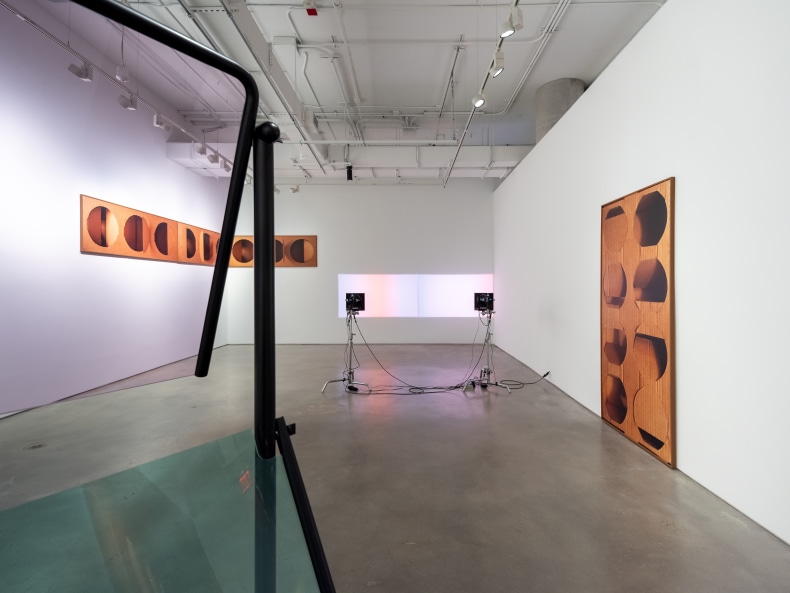 Vista da exposição People and Natural Numbers, Nara Roesler New York, 2025. Foto: Charles Roussell. Cortesia da artista e Nara Roesler.