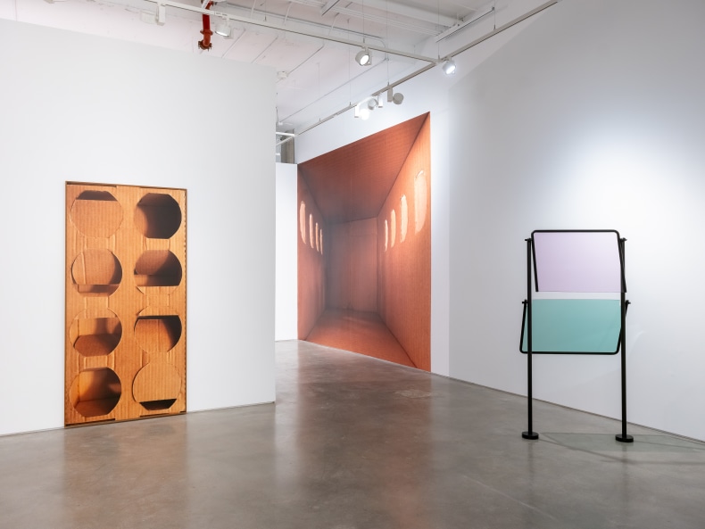 Vista da exposição People and Natural Numbers, Nara Roesler New York, 2025. Foto: Charles Roussell. Cortesia da artista e Nara Roesler.
