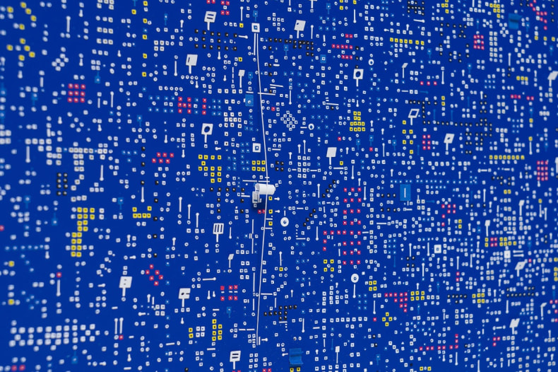 Marco Maggi Independent red 2025 papel sobre papel sobre Dibond azul 30,5 x 30,5 cm