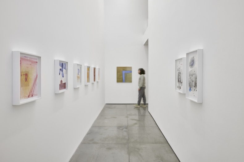 Vista da exposição A Intimidade da Luz, Nara Roesler Rio de Janeiro, 2025. Foto: Rafael Salim. Cortesia da artista e Nara Roesler.