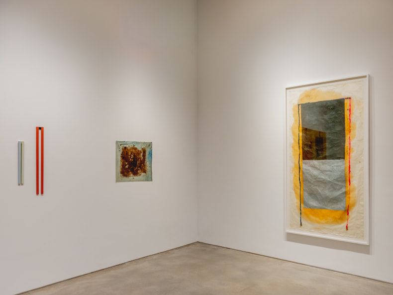 Vista da exposição Color Clímax, Nara Roesler New York, 2025. Foto: Charles Roussell. Cortesia dos artistas e Nara Roesler.