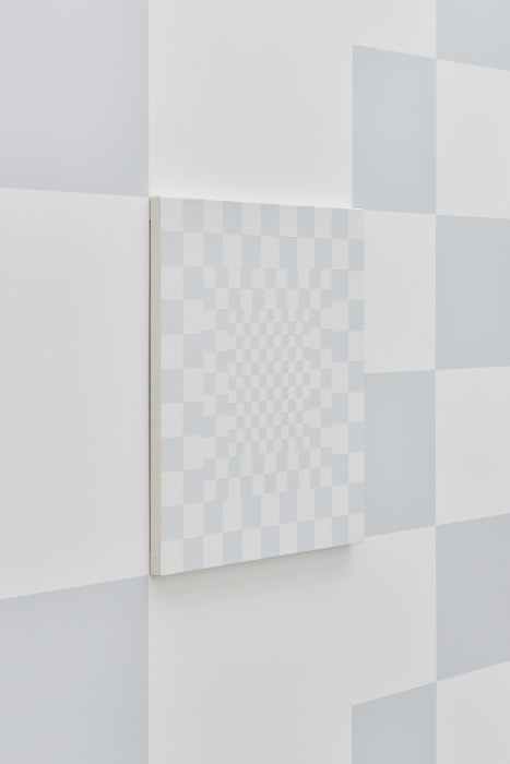 Vista da exposição 'Logo as sombras desaparecem', Nara Roesler Rio de Janeiro, 2025
