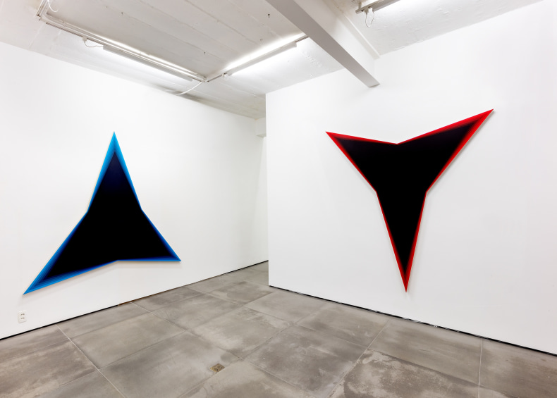 Vista da exposição 'Circulation', Nara Roesler Rio de Janeiro, 2019