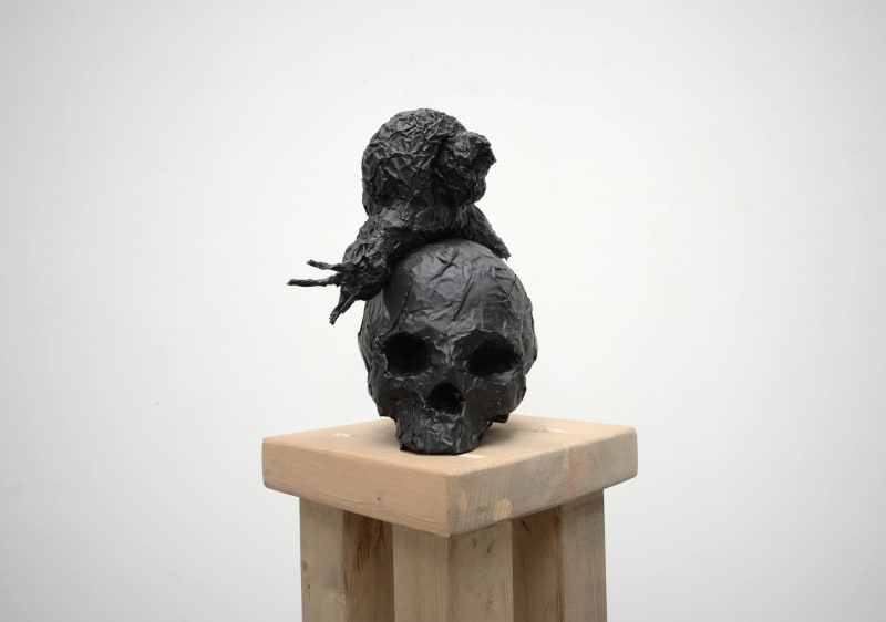 Annette Messager La Flânerie de l'escargot, 2022 Various objects, black wrap, wood 58 1/4 x 7 7/8 x 7 7/8...