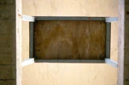 Gabriel Orozco Under the Table (Bajo la mesa), 1993