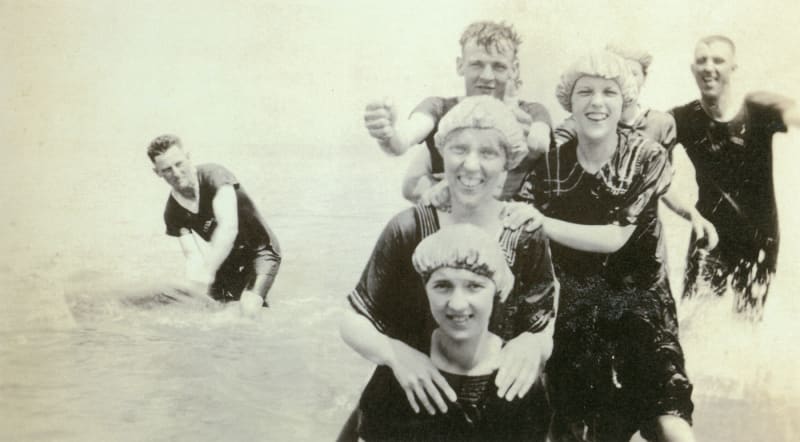 Tacita Dean Floh: Bathers in sea, 2000