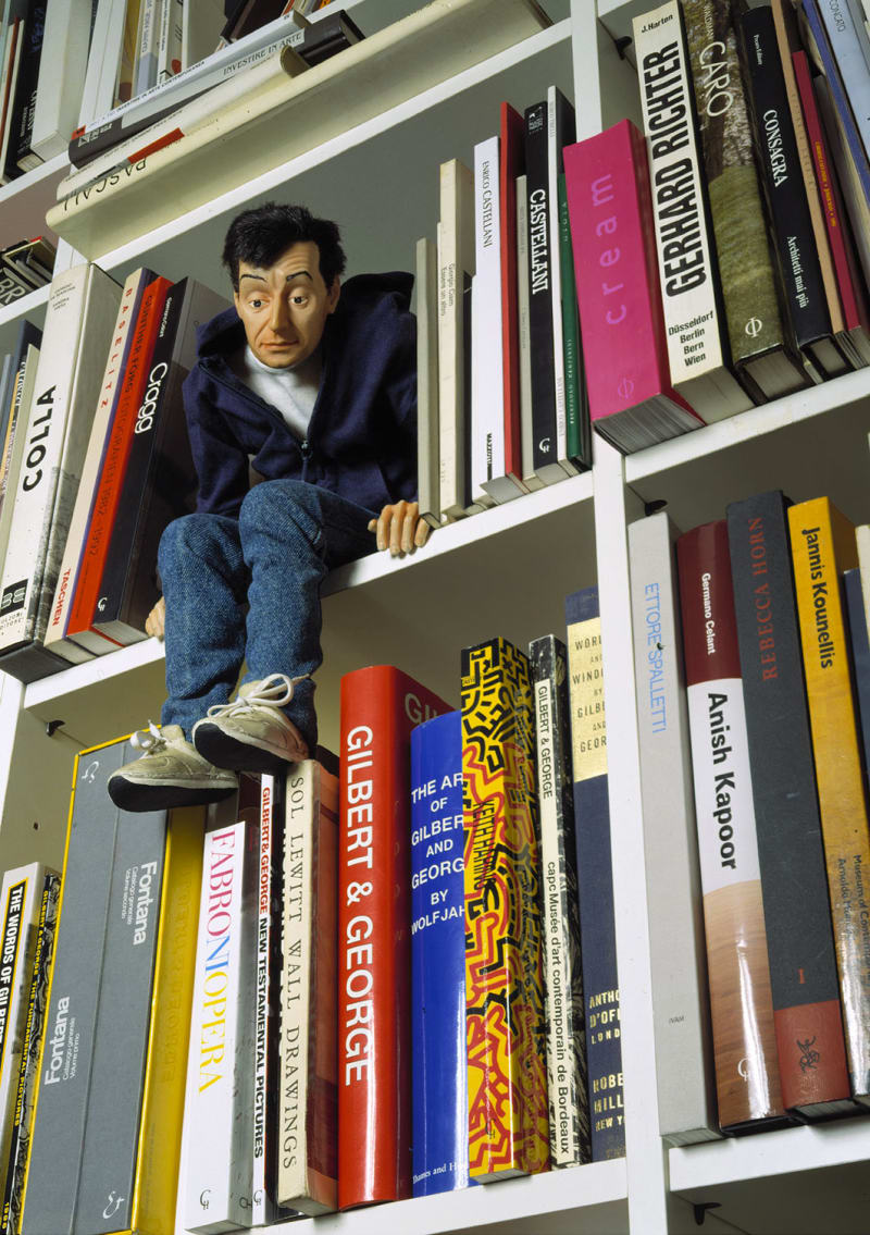 Maurizio Cattelan Mini-me, 1999