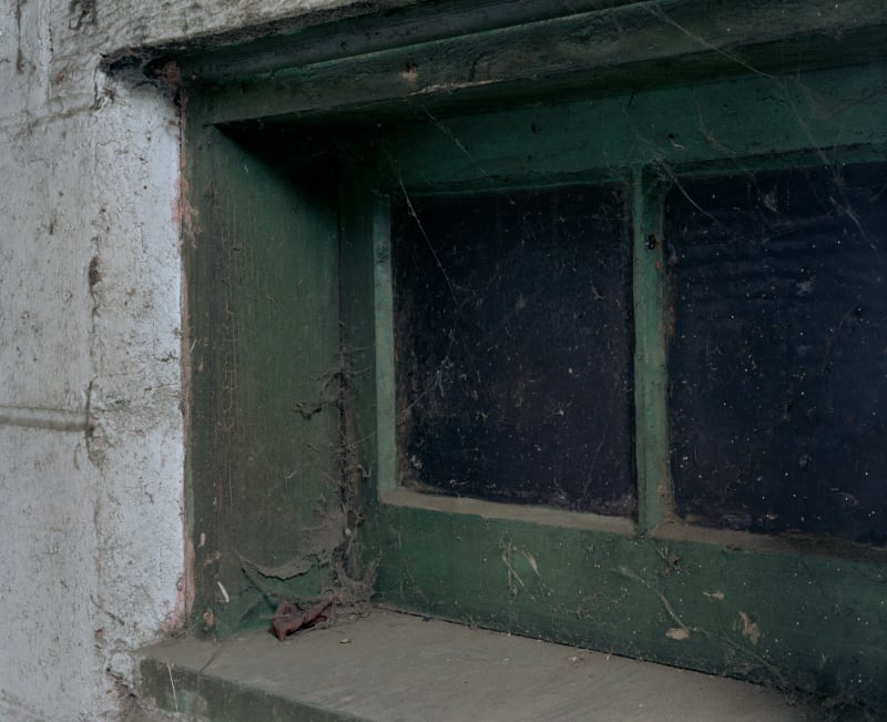 Jeff Wall Blind Window 3, 2000 - 2006