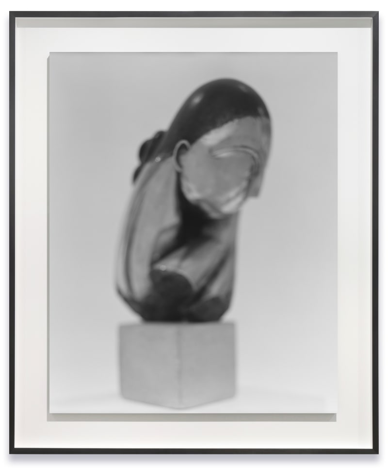 Hiroshi Sugimoto Past Presence 030, Mlle Pogany, Constantin Brancusi, 2014 © Succession Brancusi - All rights reserved (ARS) 2019