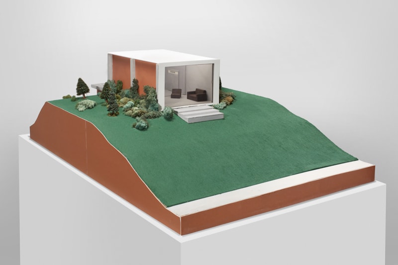Dan Graham Clinic for a Suburban Site, 1978 Architectural model, mixed media 13 5/8 x 41 7/8 x 28 1/4...